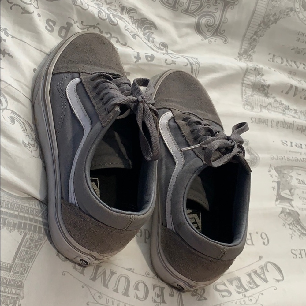 grey vans - Picture 2 of 4
